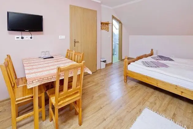 Comfort Tek Büyük veya İki Ayrı Yataklı Oda