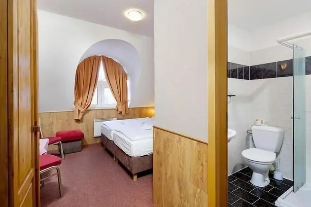 Comfort Tek Büyük veya İki Ayrı Yataklı Oda