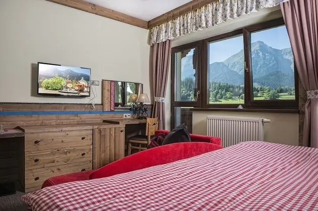 Family Oda, Bağlantılı Odalar