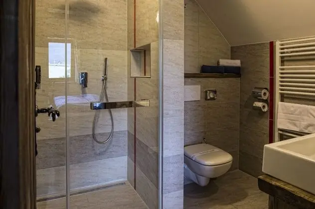 Standard Tek Büyük veya İki Ayrı Yataklı Oda