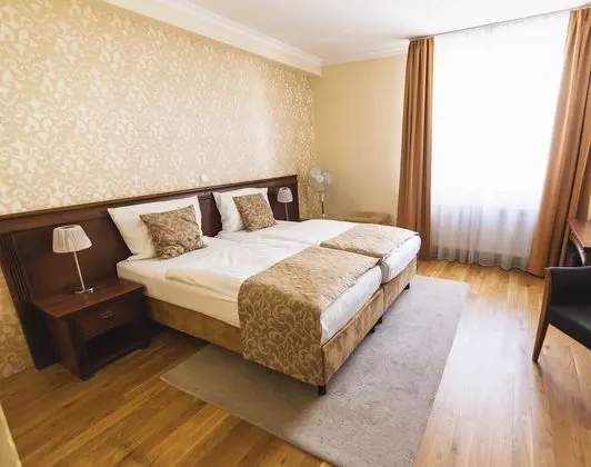 Standard Tek Büyük veya İki Ayrı Yataklı Oda