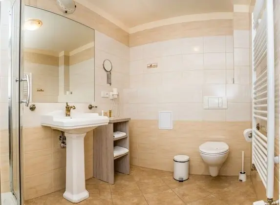 Standard Tek Büyük veya İki Ayrı Yataklı Oda