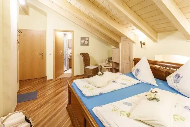 Classic Tek Büyük Yataklı Oda