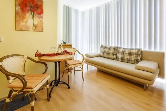 Comfort Tek Büyük Yataklı Oda