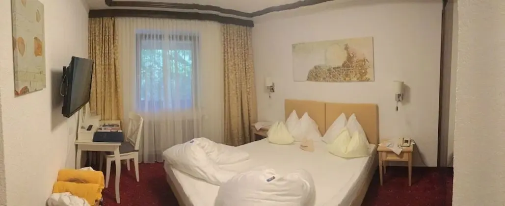 Tek Büyük Yataklı Oda