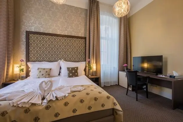 Executive Tek Büyük veya İki Ayrı Yataklı Oda