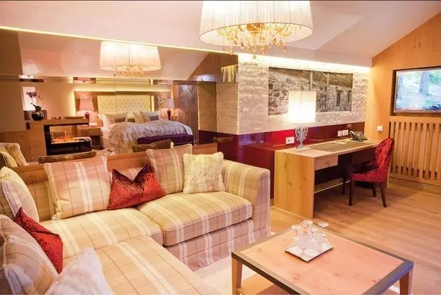 Family Süit (Bergfeuer-Suite deluxe)