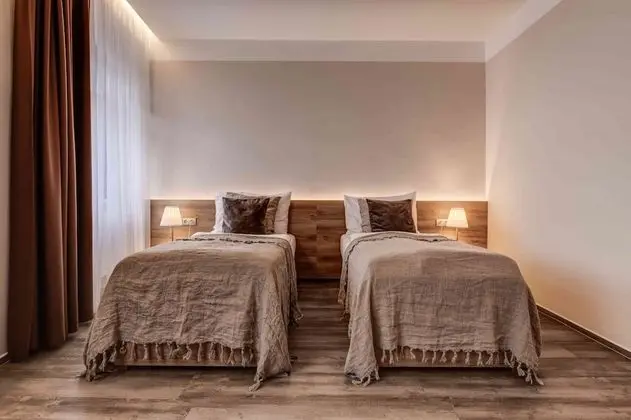 Comfort Tek Büyük Yataklı Oda