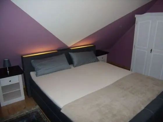 Classic Tek Büyük Yataklı Oda