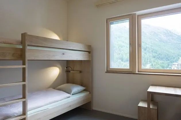 Ortak Ranzalı Oda, Ortak Banyo (1 bed in mixed 4 bed dorm)