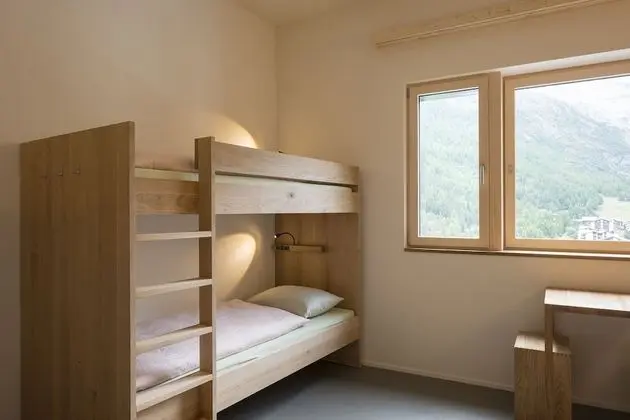 Ortak Ranzalı Oda, Ortak Banyo (1 bed in mixed 4 bed dorm)