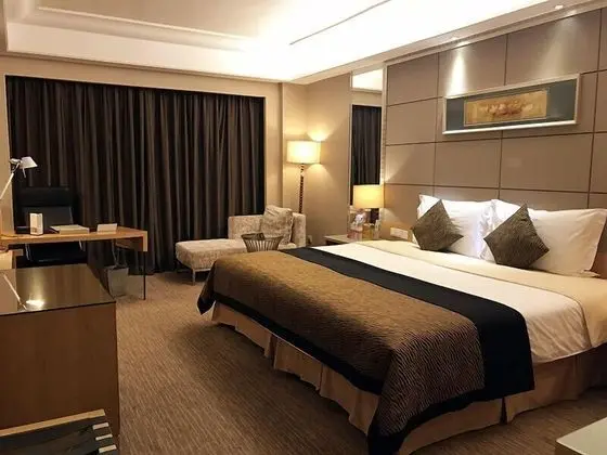 Business Tek Büyük Yataklı Oda