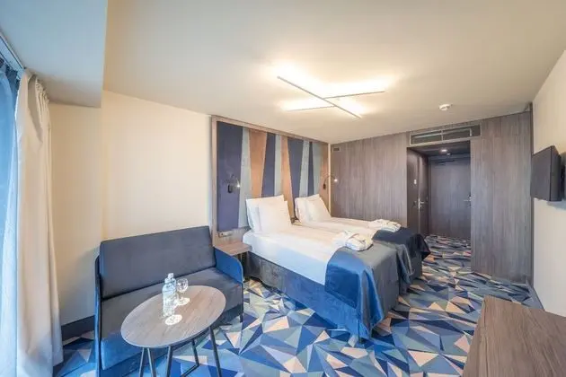Riverside Room