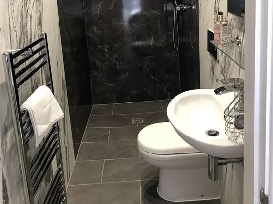 Deluxe Kır Evi (Blorenge)