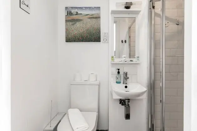 Standard Tek Kişilik Oda, Banyolu/Duşlu