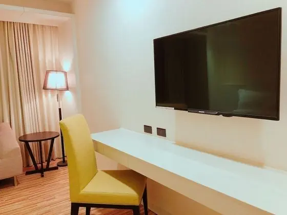 Deluxe Tek Büyük Yataklı Oda, 2 Çift Kişilik Yatak, Sigara İçilmez