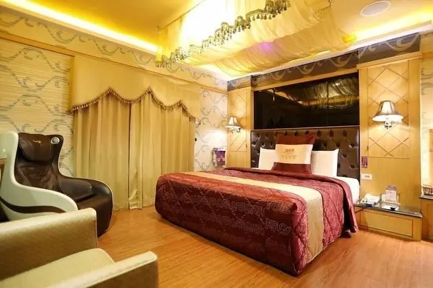 Comfort Tek Büyük Yataklı Oda