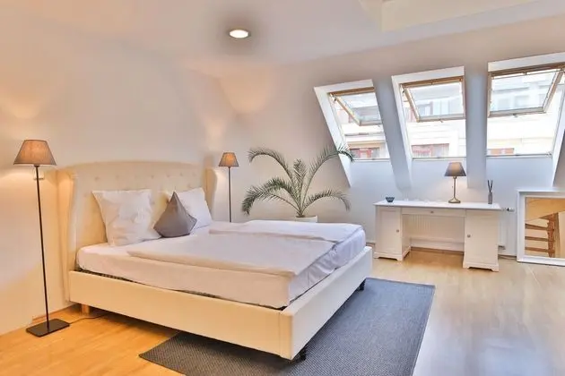 Apart Daire, Birden Çok Yatak, Şehir Manzaralı (Stepanska 24)