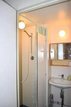 Basic Dört Kişilik Oda, 2 Yatak Odası