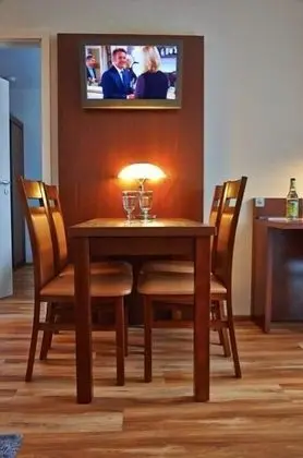 Apart Daire, 1 Çift Kişilik Yatak ve Çekyat