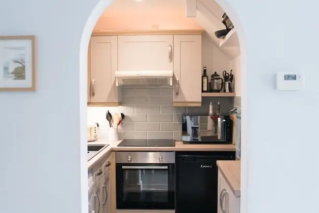 Kır Evi, Birden Çok Yatak, Sigara İçilmez