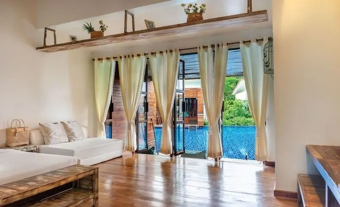 Pool Access Villa