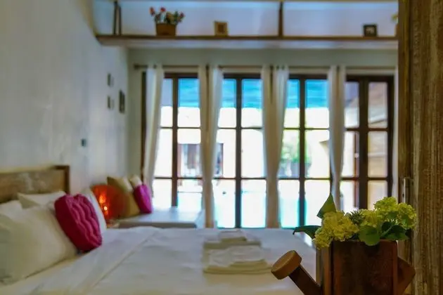 Pool Access Villa - Not Sea View