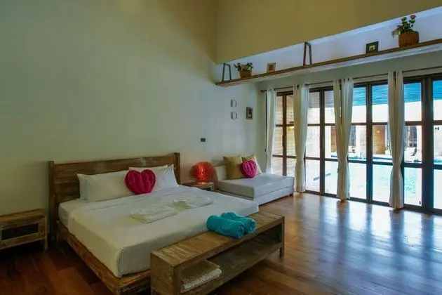 Pool Access Villa - Not Sea View