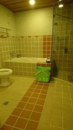 Family Dört Kişilik Oda (with Private Bathroom Outside)