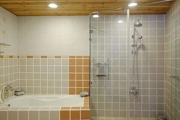 Family Dört Kişilik Oda (with Private Bathroom Outside)