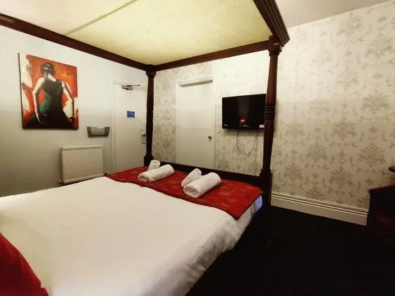 Superior Tek Büyük Yataklı Oda, 1 Çift Kişilik Yatak (Four Poster Bed)