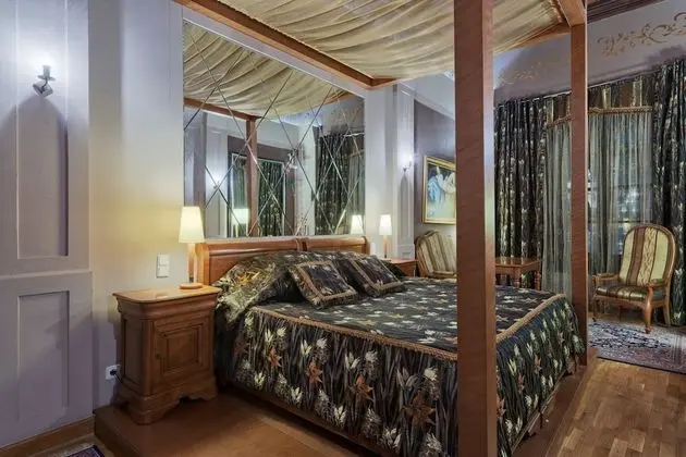 Deluxe Tek Büyük veya İki Ayrı Yataklı Oda