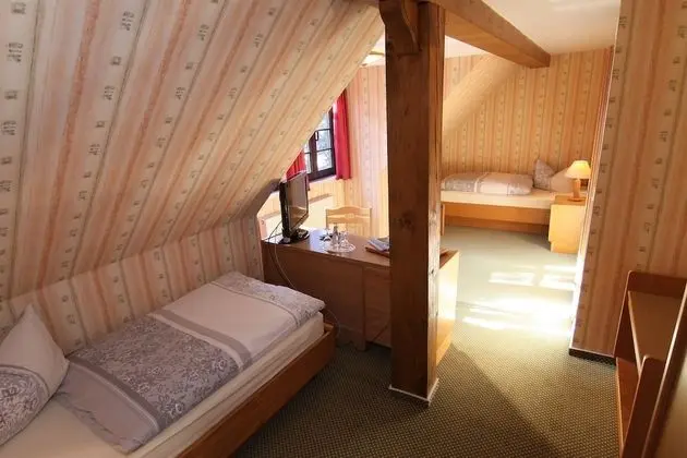 Tek Büyük Yataklı Oda