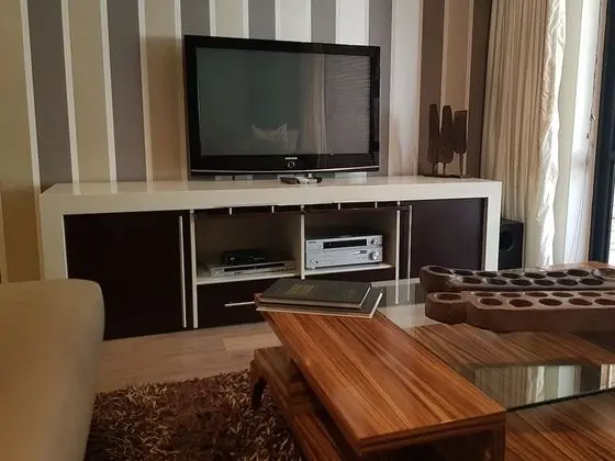 Luxury Apart Daire, 2 Yatak Odası, Bahçeli