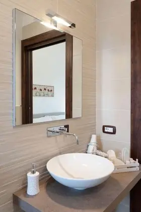 Tek Büyük Yataklı Oda (Dubovina)