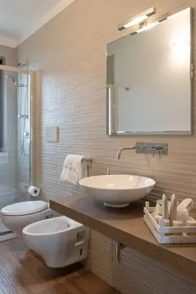 Tek Büyük Yataklı Oda (Dubovina)