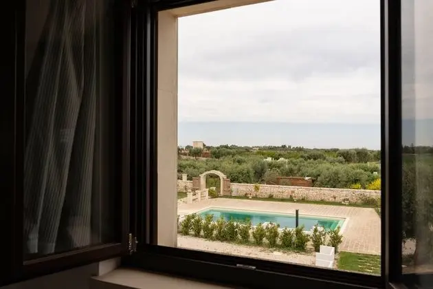 Tek Büyük Yataklı Oda (Samira)