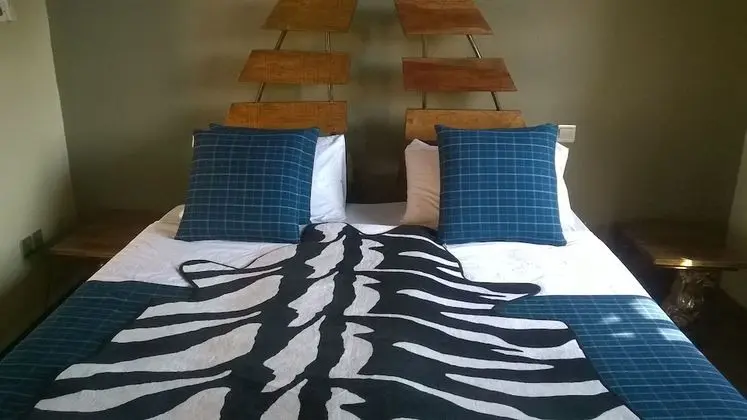 Traditional Süit (Double with extra bed)