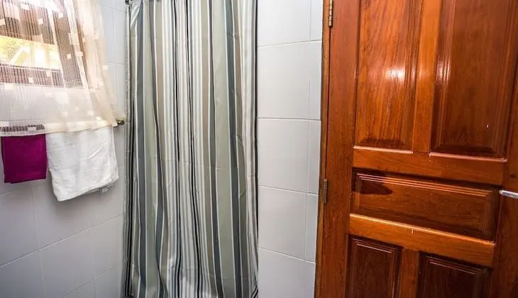 Standard Tek Büyük veya İki Ayrı Yataklı Oda, Bahçe Manzaralı