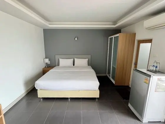 Standard Tek Büyük Yataklı Oda