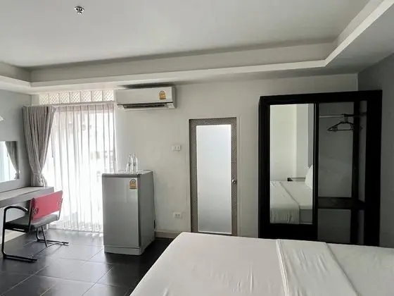Standard Tek Büyük Yataklı Oda