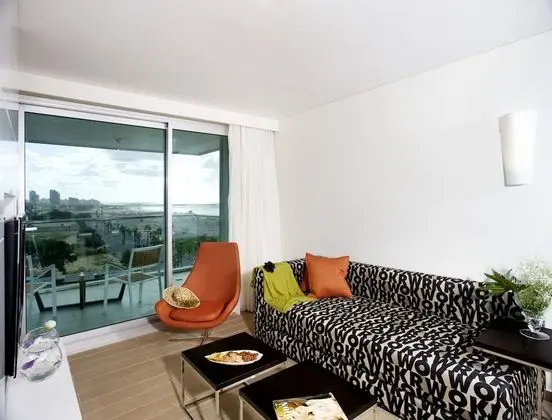 Deluxe Süit, Balkon, Kısmi Deniz Manzaralı