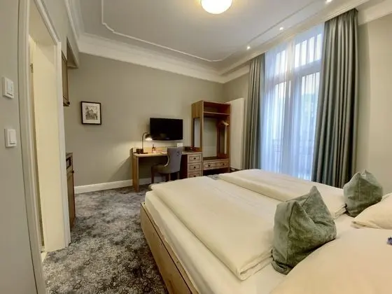 Deluxe Tek Büyük Yataklı Oda