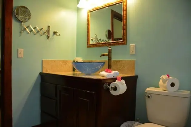 Bungalow, 2 Queen Beds