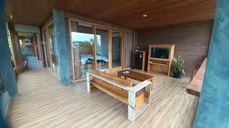 Deluxe Tek Büyük veya İki Ayrı Yataklı Oda, Özel Banyo, Kısmi Deniz Manzarası