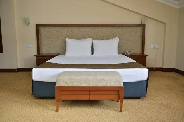 Suite, Dağ Manzaralı, Dekoratif Şömineli & Jakuzili