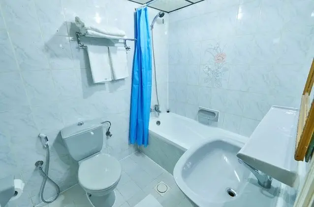 Üç Kişilik Oda