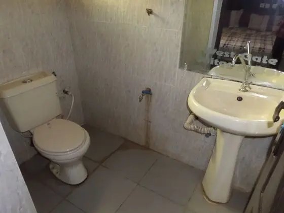 Tek Büyük Yataklı Oda
