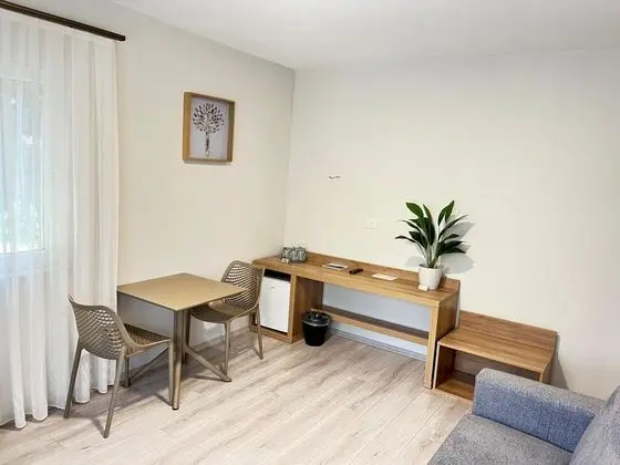 https://images.odamax.com/img/1024x768/odamax/image/upload/West_House_Exclusive_Hotel_202605241528272_image00008.jpeg