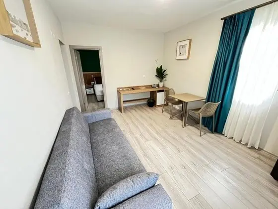 https://images.odamax.com/img/1024x768/odamax/image/upload/West_House_Exclusive_Hotel_202605241528299_image00013.jpeg